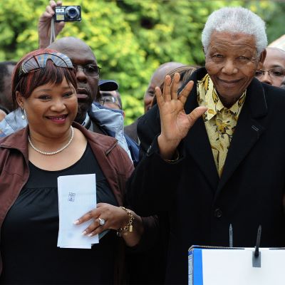 Read more about the article Zindzi Mandela daughter of Nelson & Winnie Mandela dies; She tested Positive for Covid19