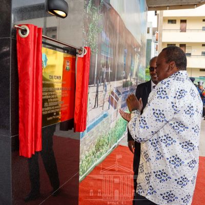 Read more about the article Uhuru opens the new Trade and Development Bank Tower